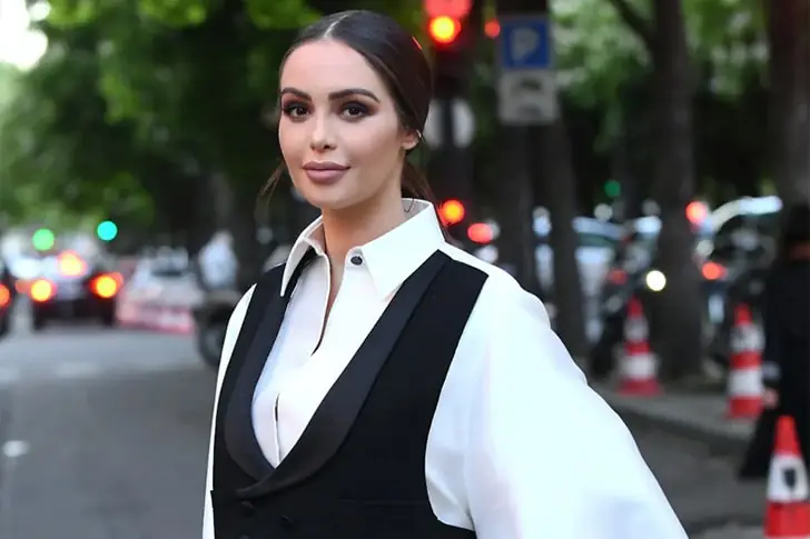 Nabilla Benattia – 15 millions d’euros