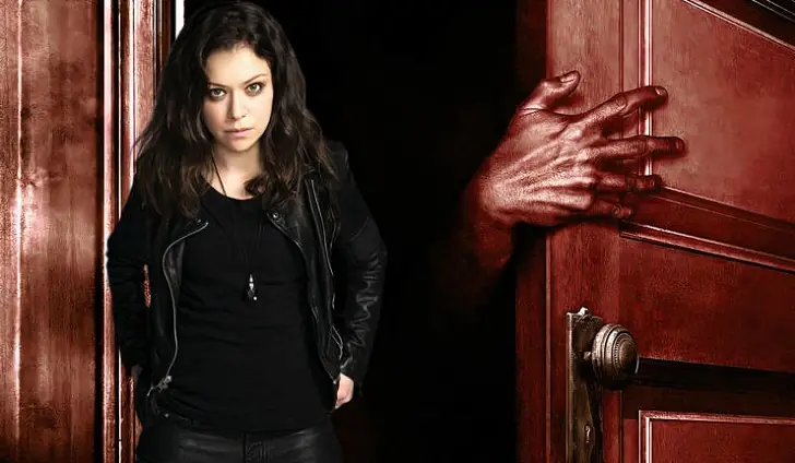 The drama between Tatiana Maslany and Ryan Reynolds heats up.