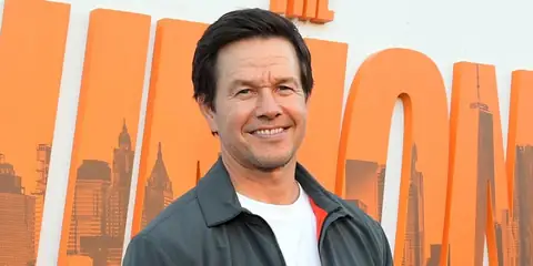 Mark Wahlberg Apologizes to Co-Stars After Filming ‘Flight Risk’