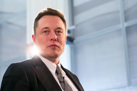 THIS is the First Business Elon Musk Ever Started, Hint: It’s Not PayPal