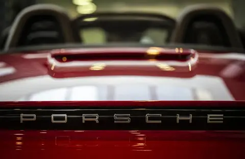 Porsche to Add Car Rental and Sharing Programs to Target Uber-loving Millennials
