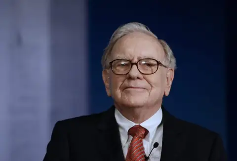 Learning Financial Decisions from the Gurus: Warren Buffett Dispenses Precious Investment Advice